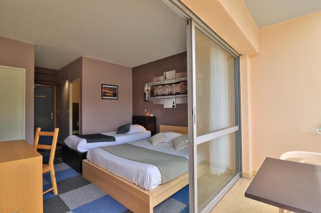 Les Flots Bleus Hotel 2*