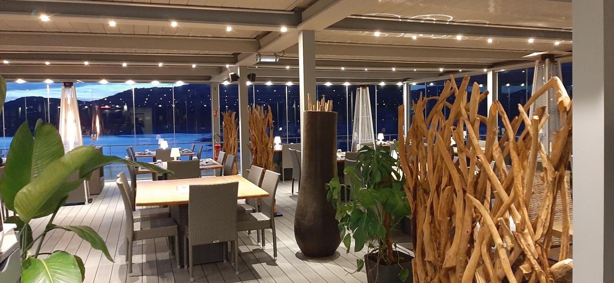 Hotel Les Flots Bleus
